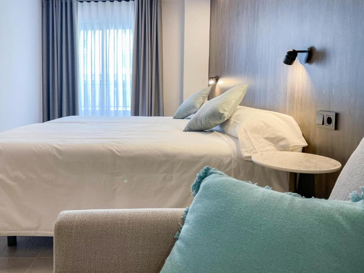 Hotel Quatre Llunes سانتا بولا المظهر الخارجي الصورة